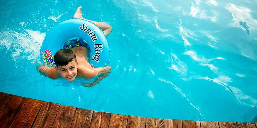 Why You Should Install a Swimming Pool in Your Residence